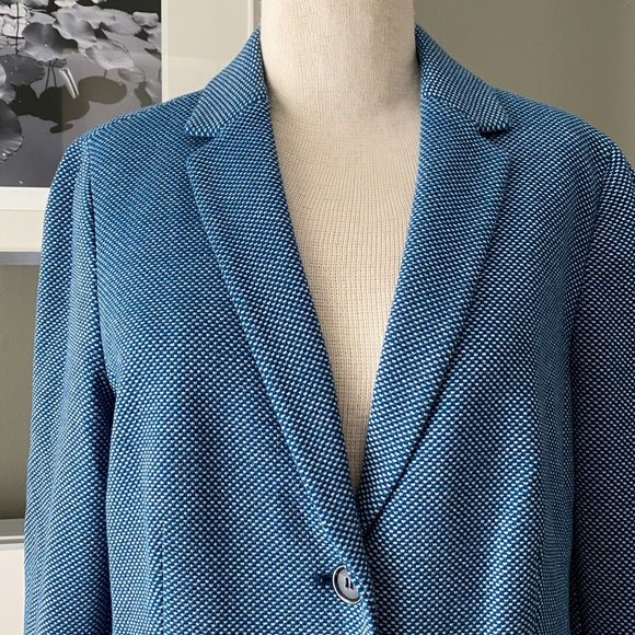 Talbots Blue Blazer - Picture 3 of 9